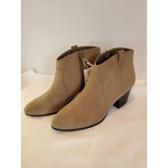 Faux-Suede Western Ankle Boots for Women Size 9 Sage NWT - Picture 3 of 8